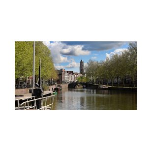 Weerdsluis met de visdeurbel, de Oudegracht en de Domtoren