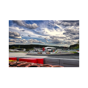 FIA WEC Zes uur van Spa Francorchamps 2024 La Source Ferrari en Porsche